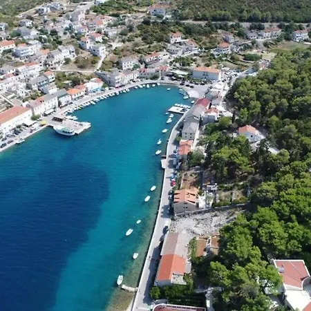 Appartamento In With Sea View, Terrace, Air Conditioning, Wifi 3419-1 Povlja (Brac)